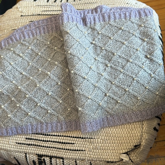 Scarf - Picture 4 of 10